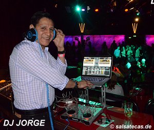 Salsa-DJ Jorge im Pantheon, Bonn (9.11.2013)